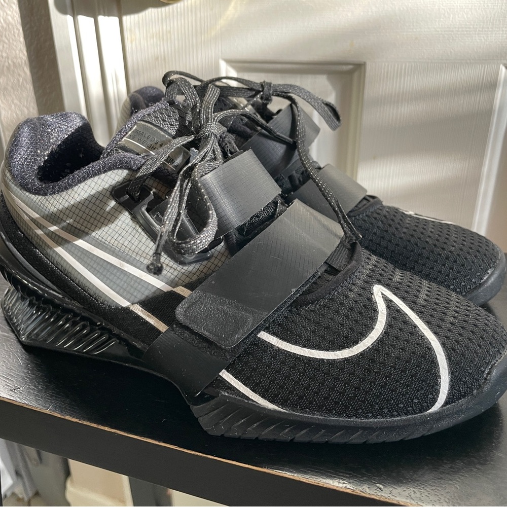 Nike Romaleo 4 Lifters - US 7, UK 6 - Black